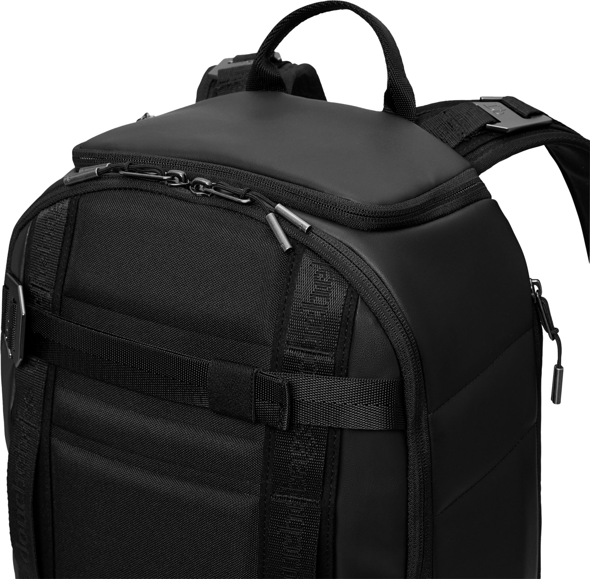 DB THE BACKPACK PU LEATHER på stadium.se